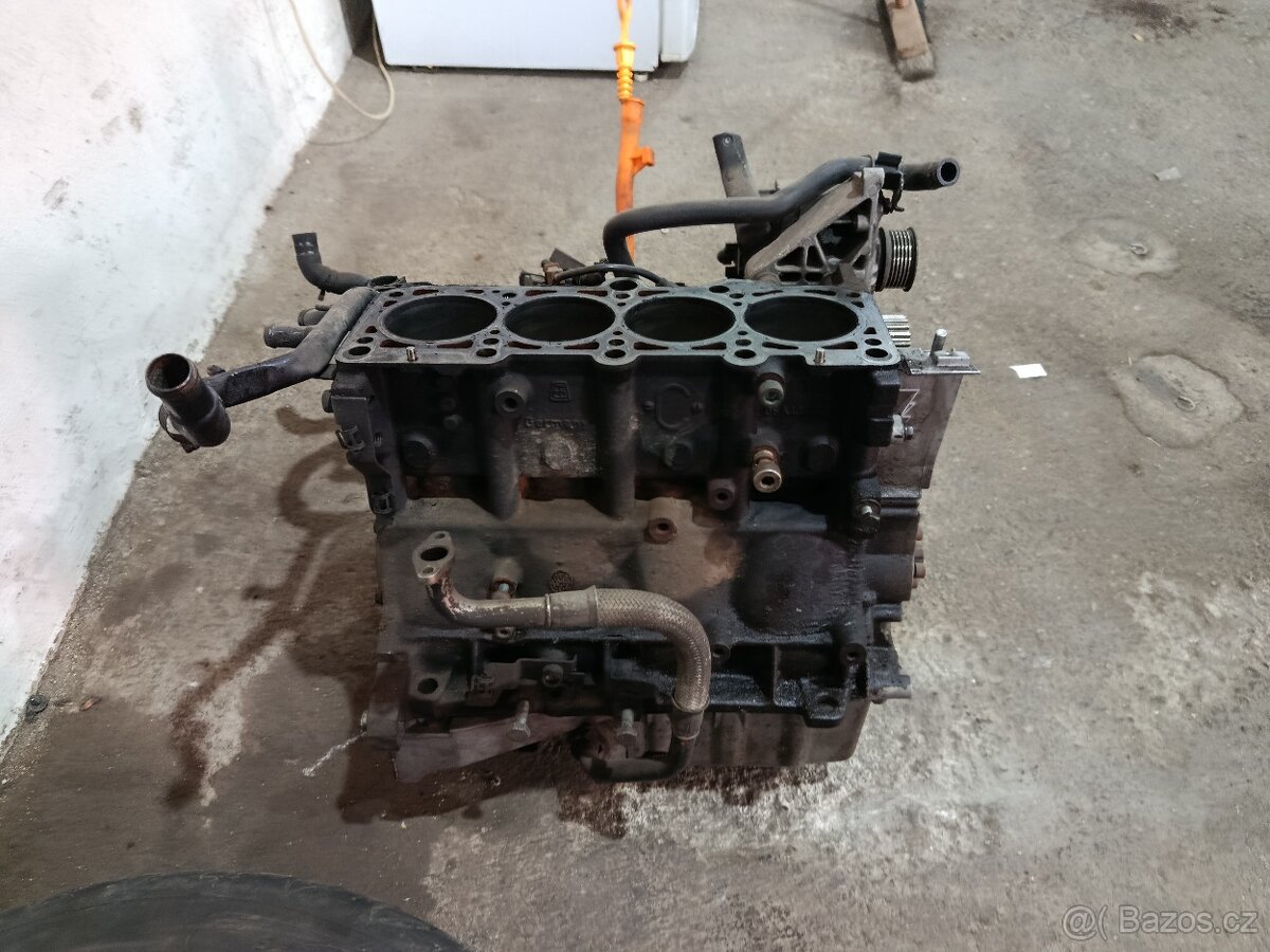 Spodek motoru 1.8t rs - 3