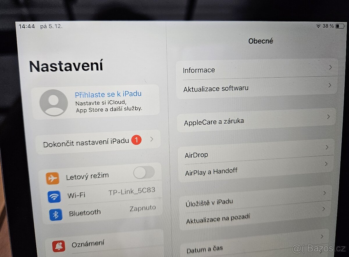 Apple iPad 6 gen. / 32GB Uložiště / IOS 17.7.10 / 9,7" - 3