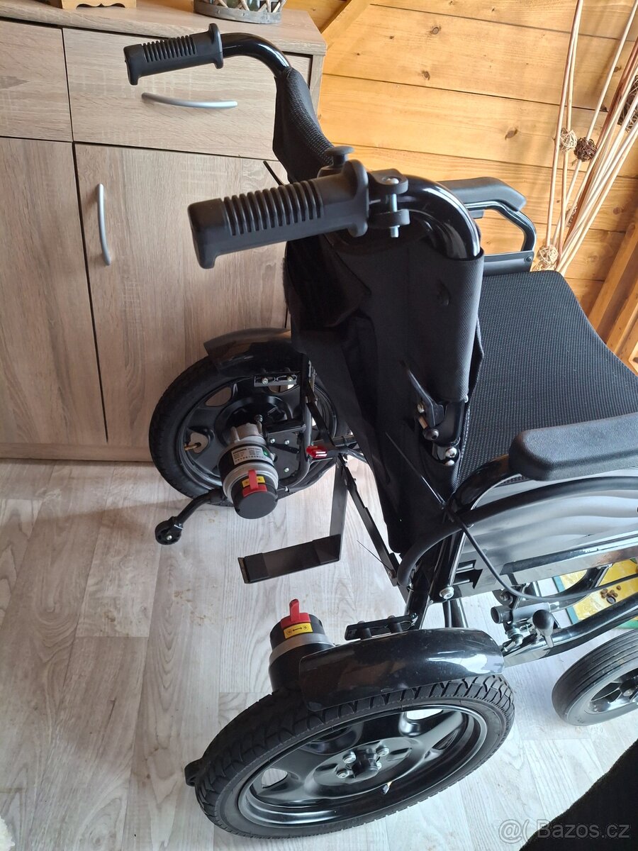 Elektricky invalidní vozik - 3