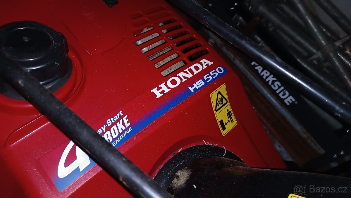 Sněžná fréza Honda - 3