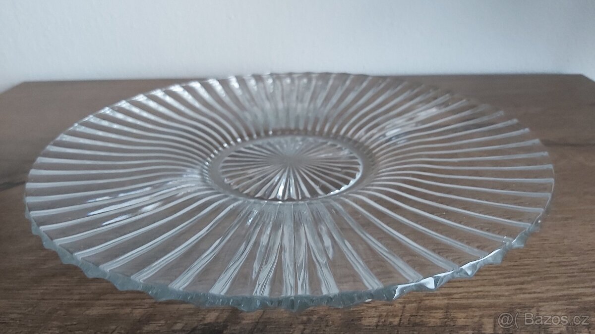 Velký kulatý tác - 3