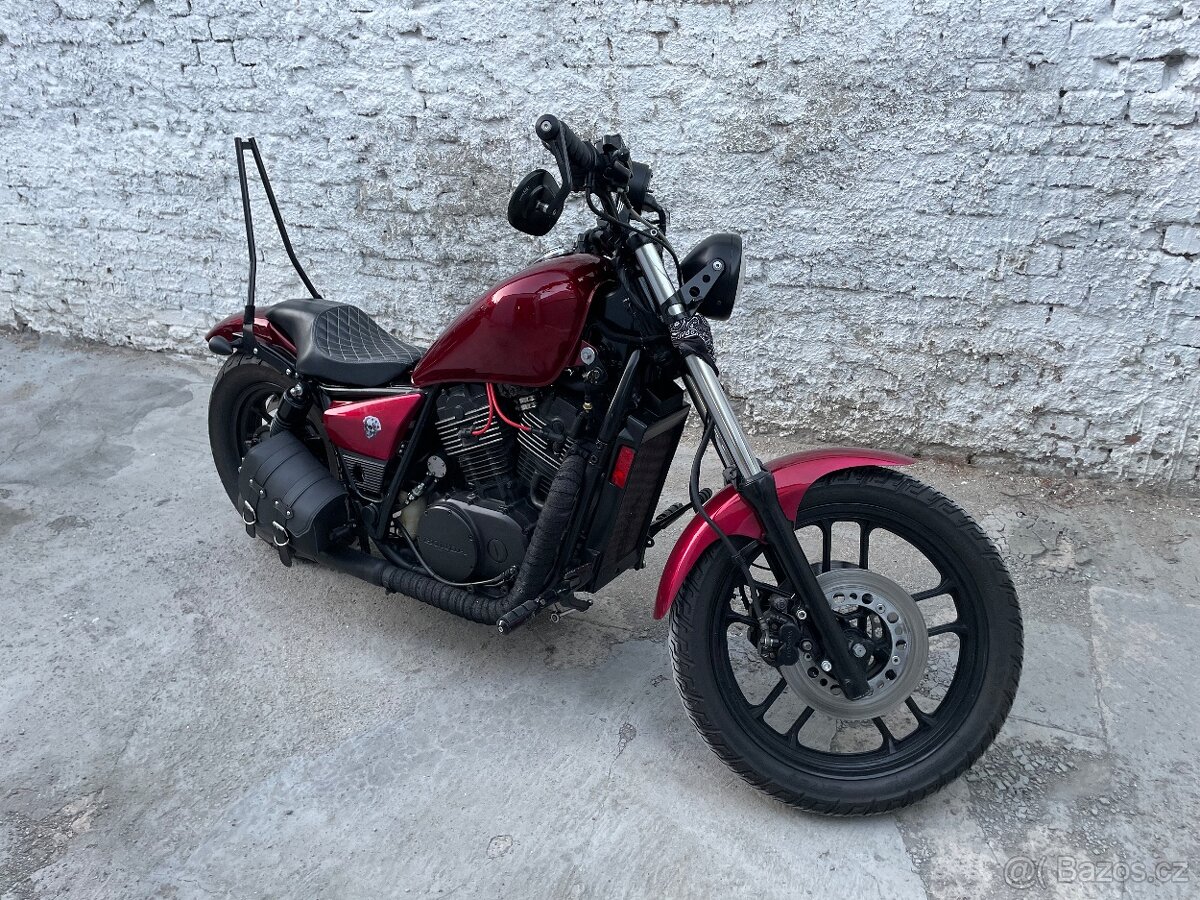 Honda VT750 - 3