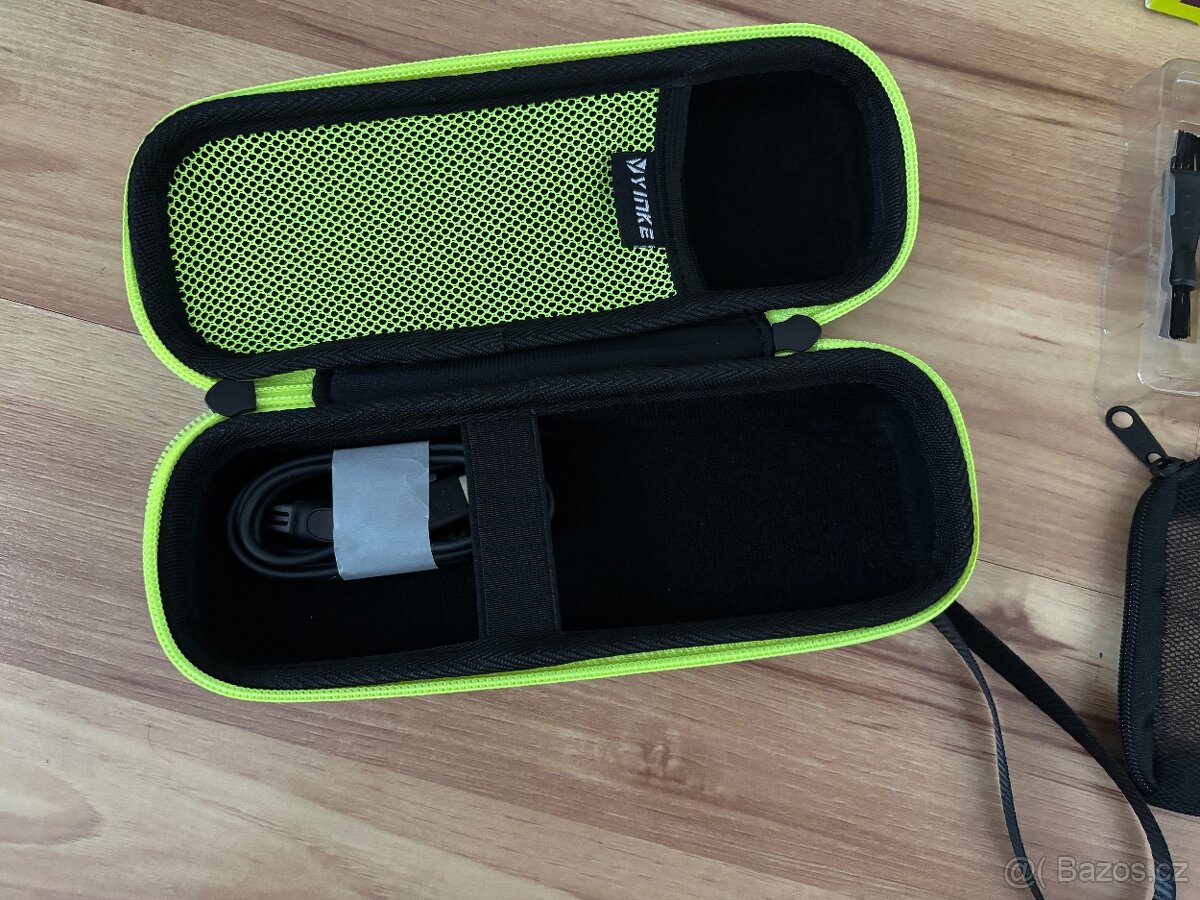 Planžetový holicí strojek Philips OneBlade 360 - 3