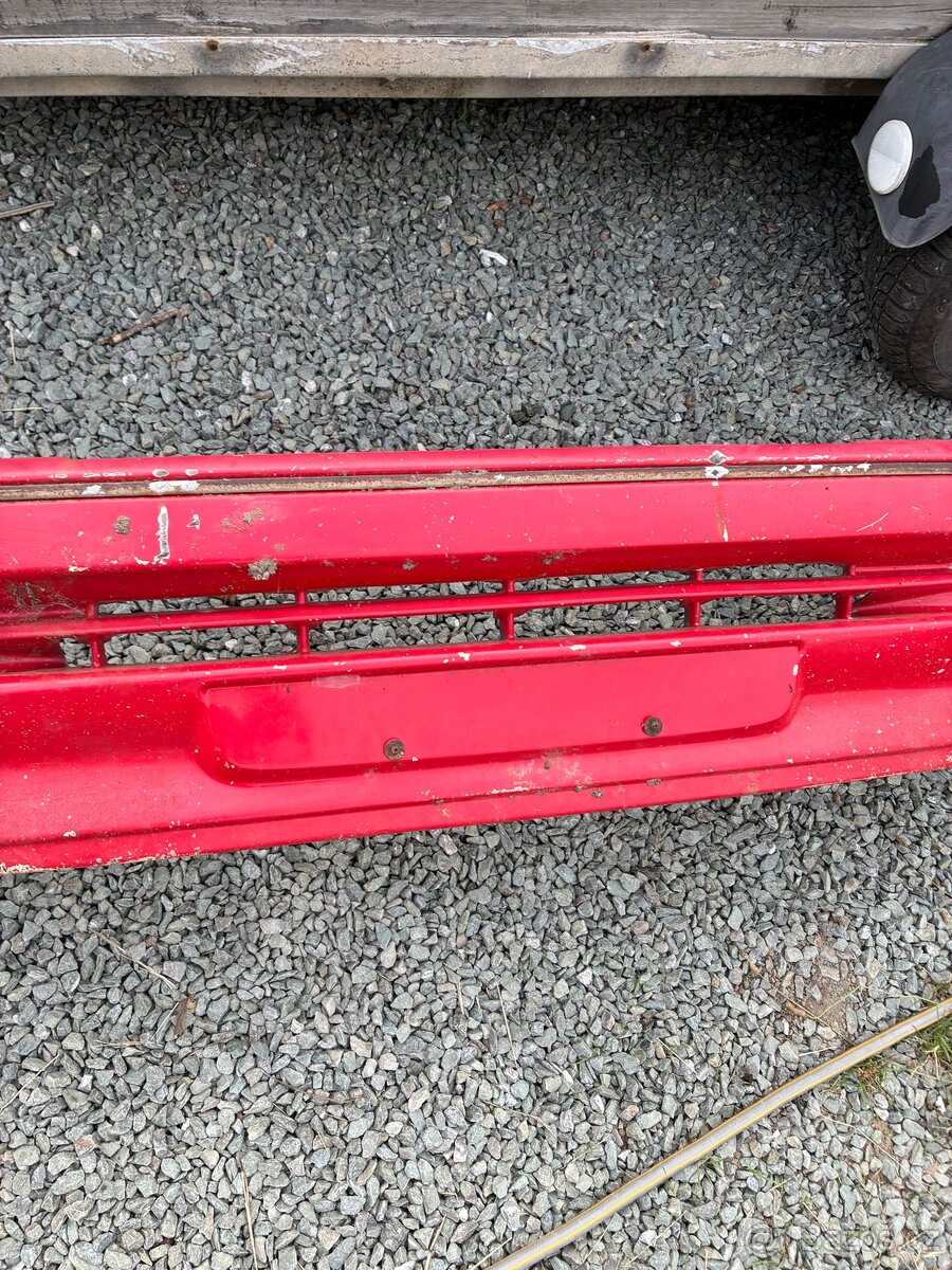 Přední nárazník Ford Escort - 3