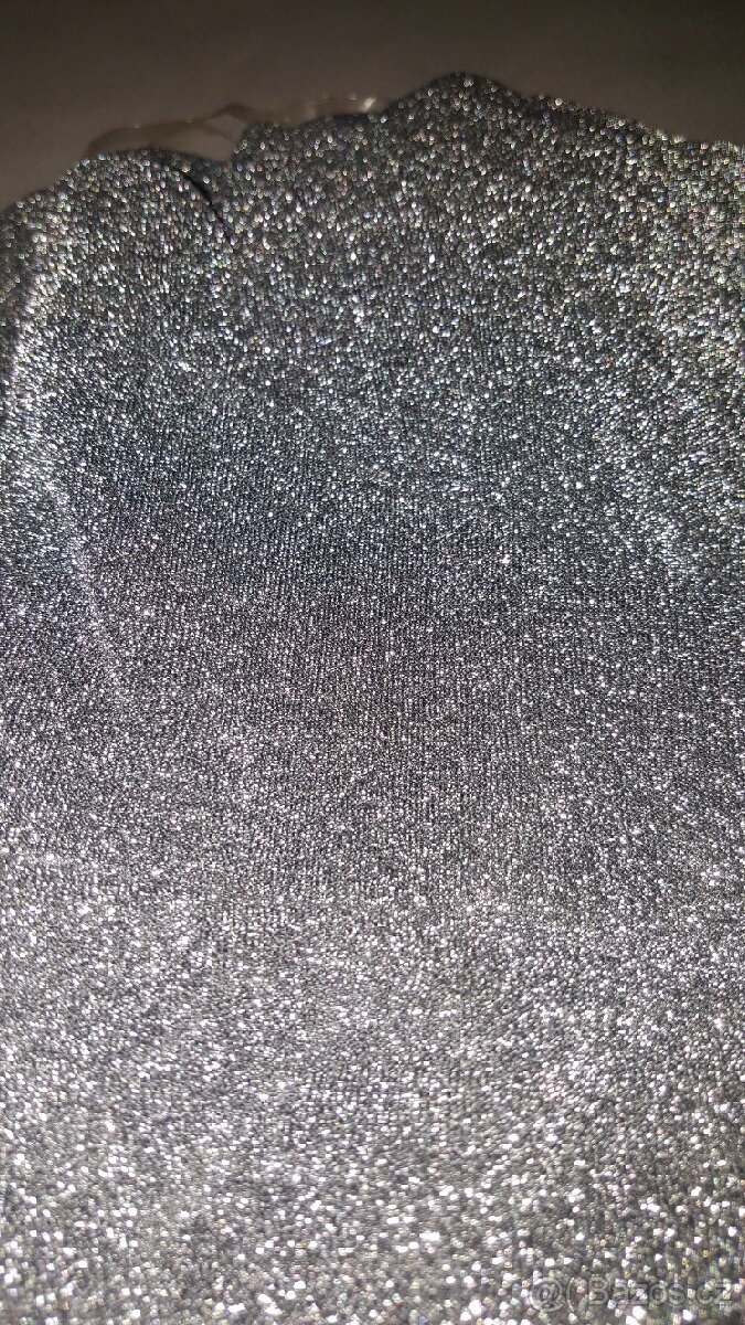 Krásné plesové šaty - 3