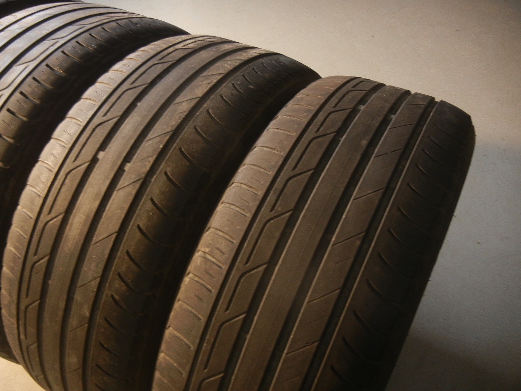 Letní pneu Bridgestone 215/50R18 - 3