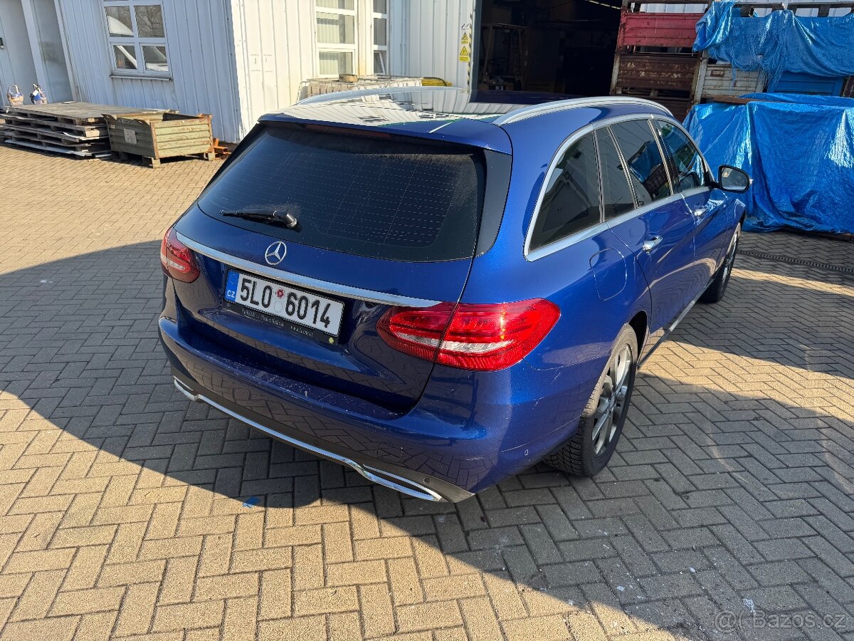 Mercedes-Benz C200 4matic W205 - 3