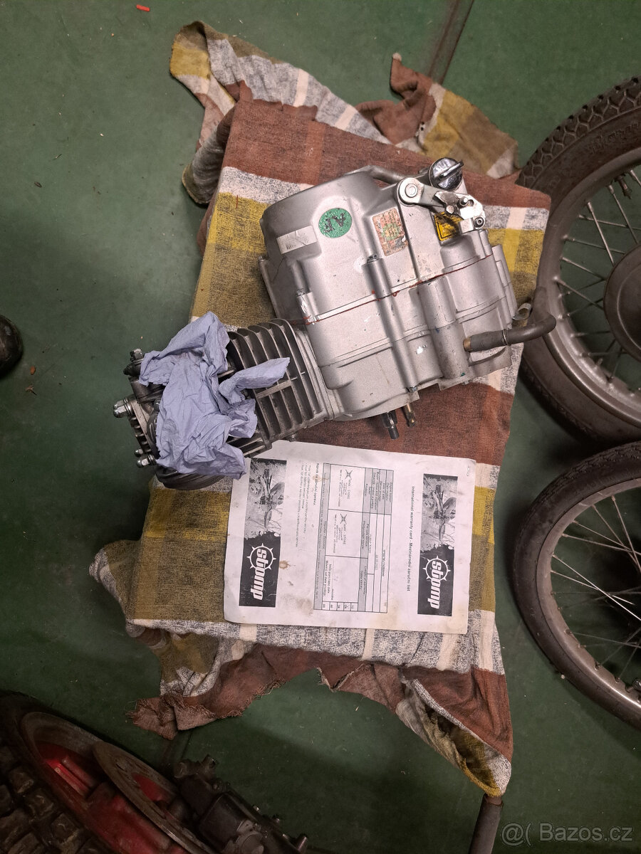 Motor YX140 STOMP Pitbike -zánovní - 3