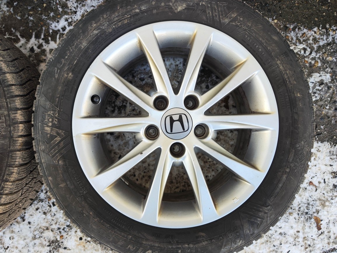 16"zimní alu sada 5x114 origo Honda Civic 9 Accord 205/55 - 3