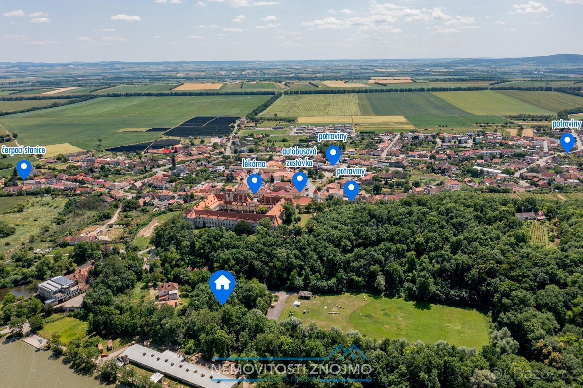 Prodej stavebního pozemku, 3014m2, k.ú. Jaroslavice u Znojma - 3