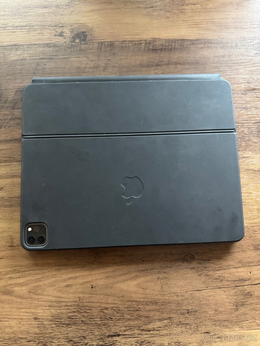 iPad Pro 12.9 + magic keyboard - 3