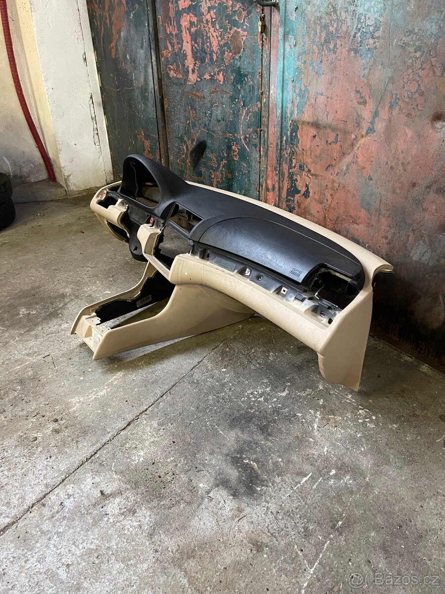 E46 palubka krémová - 3