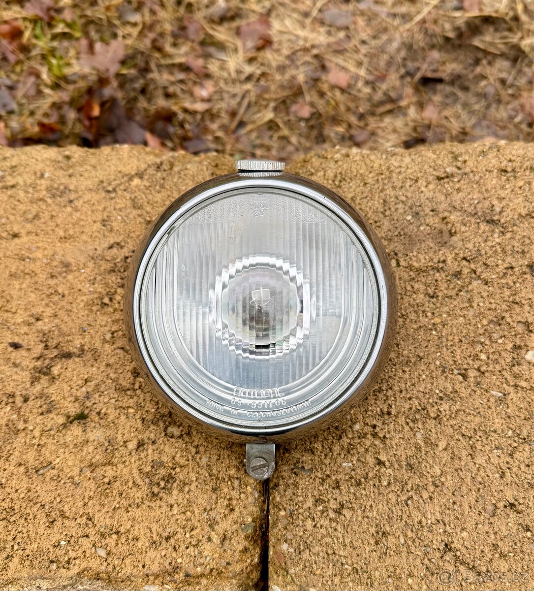 Jawa 50 pařez pionýr libeňák - přední světlo - 3