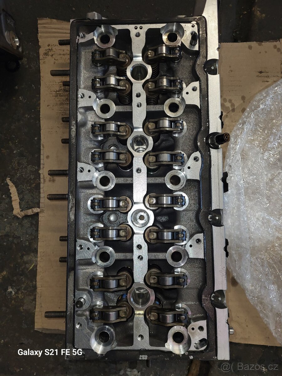 Škoda Octavia 4.TDI DÍLY MOTORU EVO. - 3