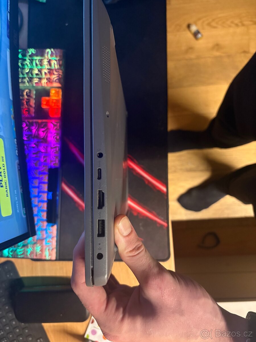 Lenovo ideapad 3 - 3