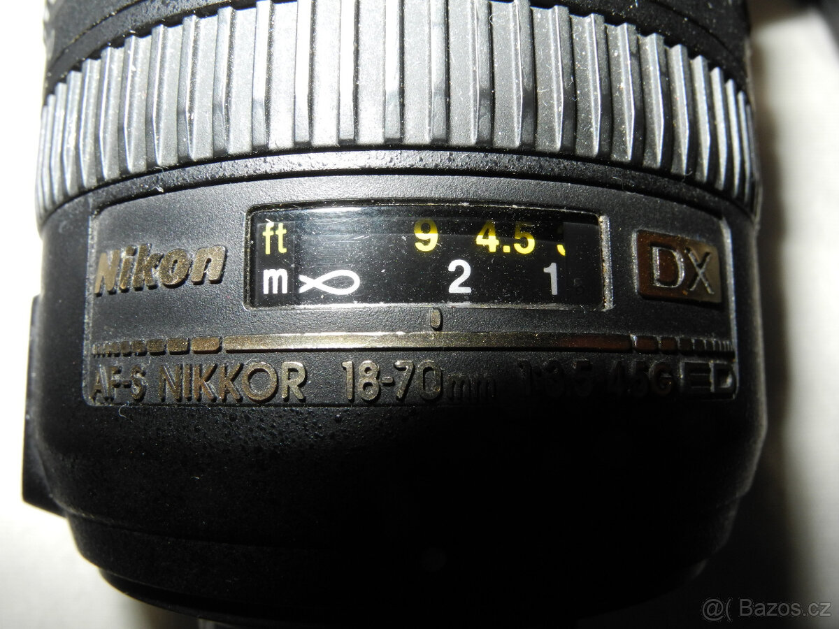 objektivy a blesk pro digitální zrcadlovku Nikon - 3