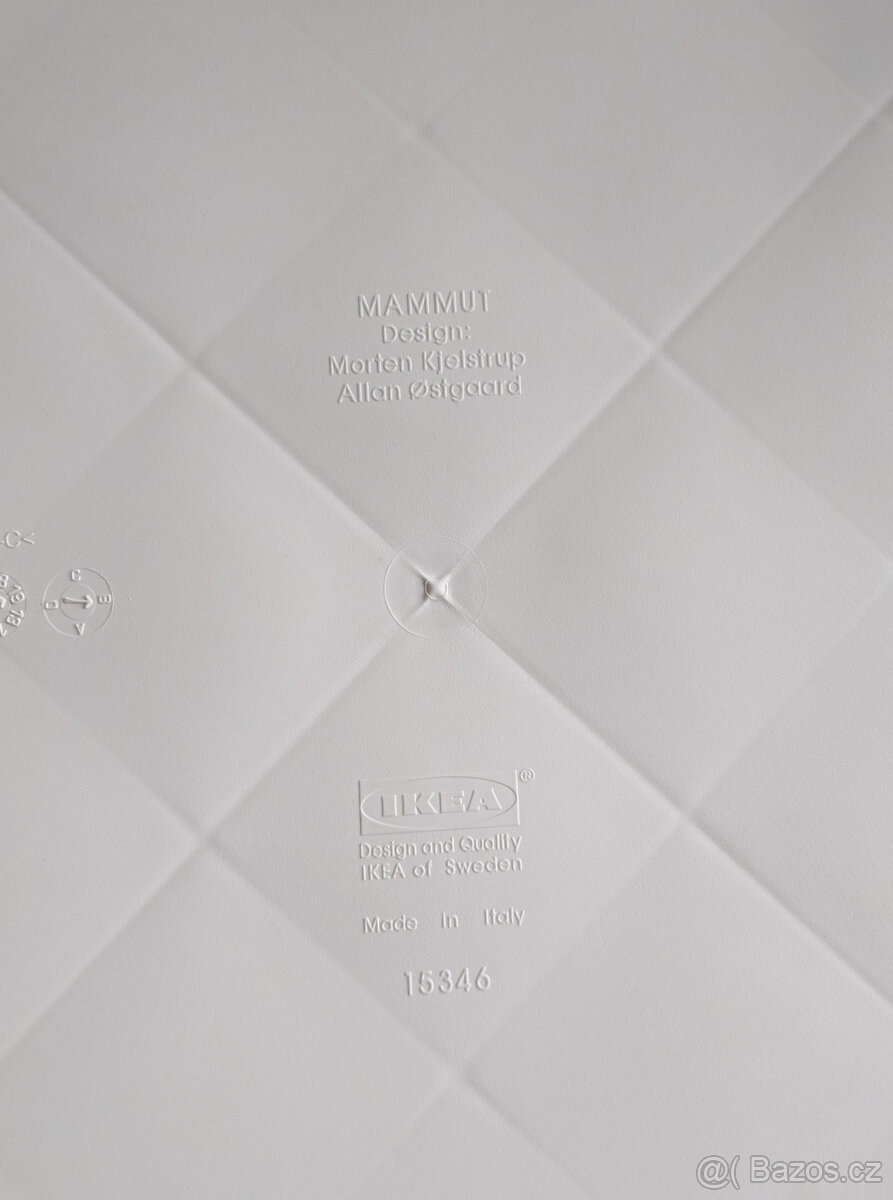 Bílý stolek IKEA Mammut - 3