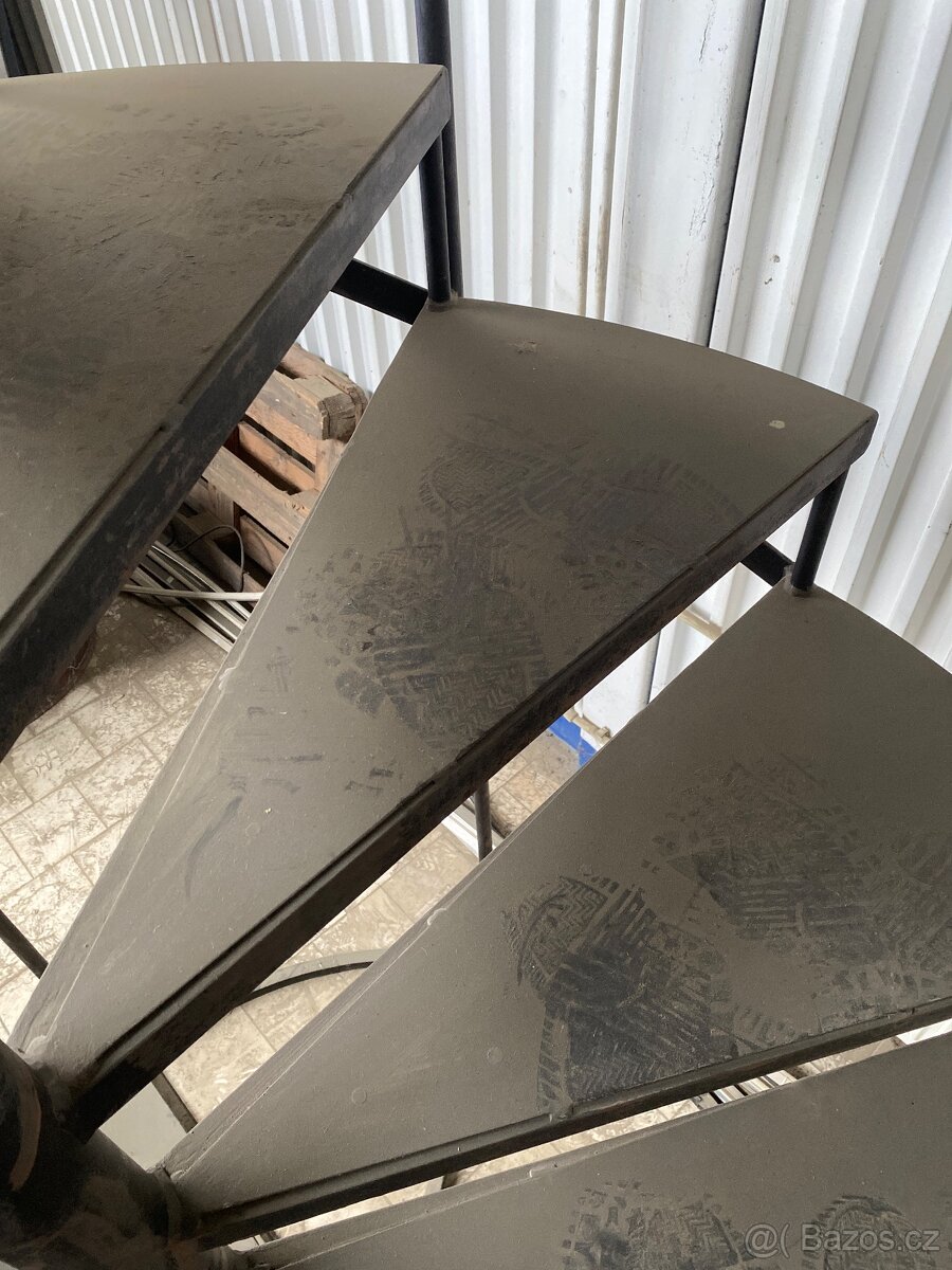 Točité schodiště - 3