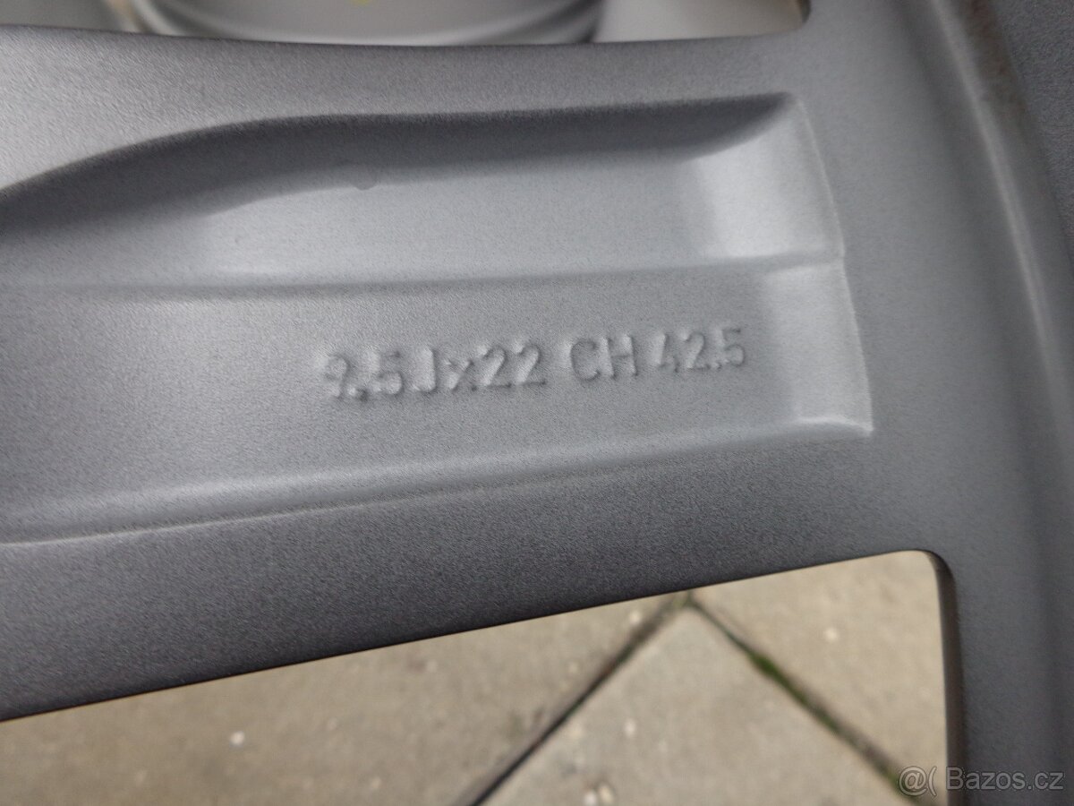 Range Rover Land Rover L460/L461 alu kola R22