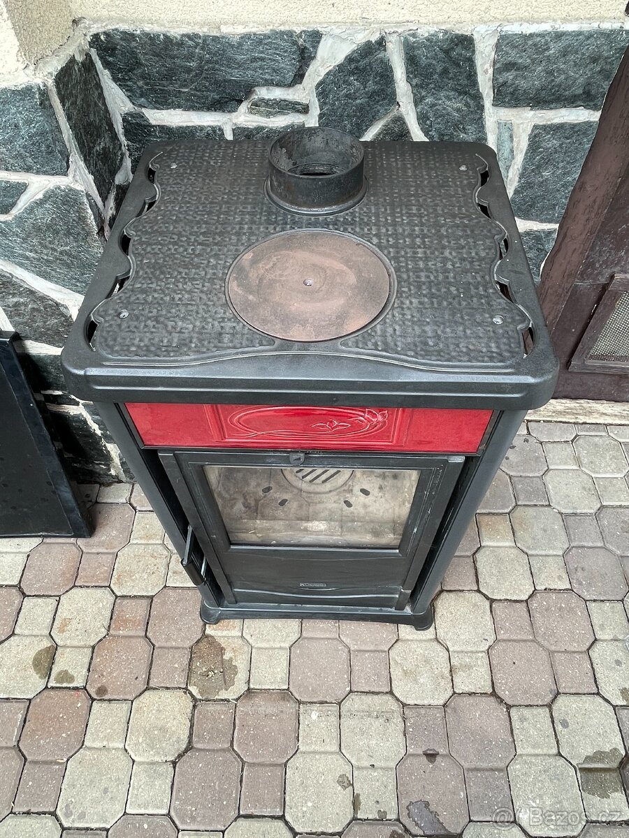 Kachlová krbová kamna Rossella Plus Liberty bordeaux - 3