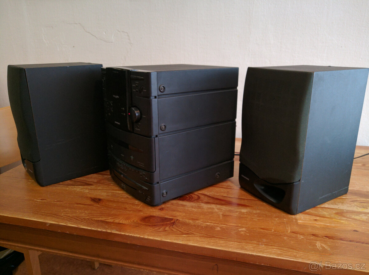 Grundig M15, Hi-Fi stereo systém, 2 x 30W/6Ω RMS - 3