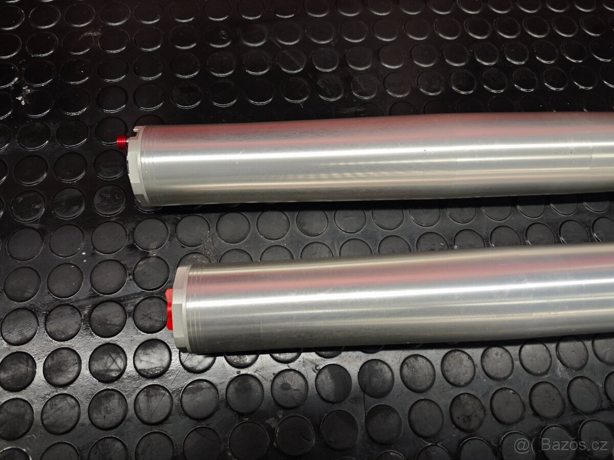 Přední vidlice GasGas 700 / Husqvarna 701 / KTM 690 – 2024 o - 3