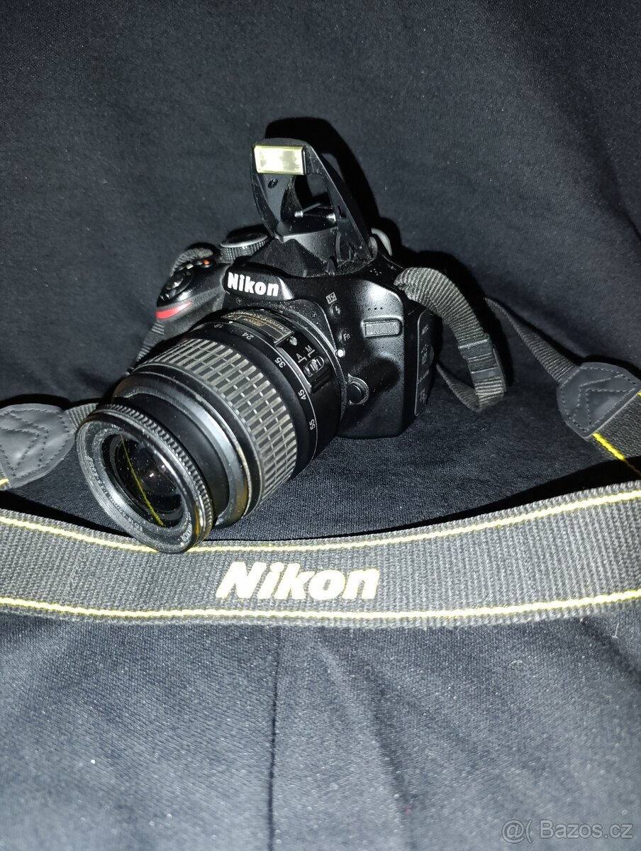 NIKON D3200 - 3