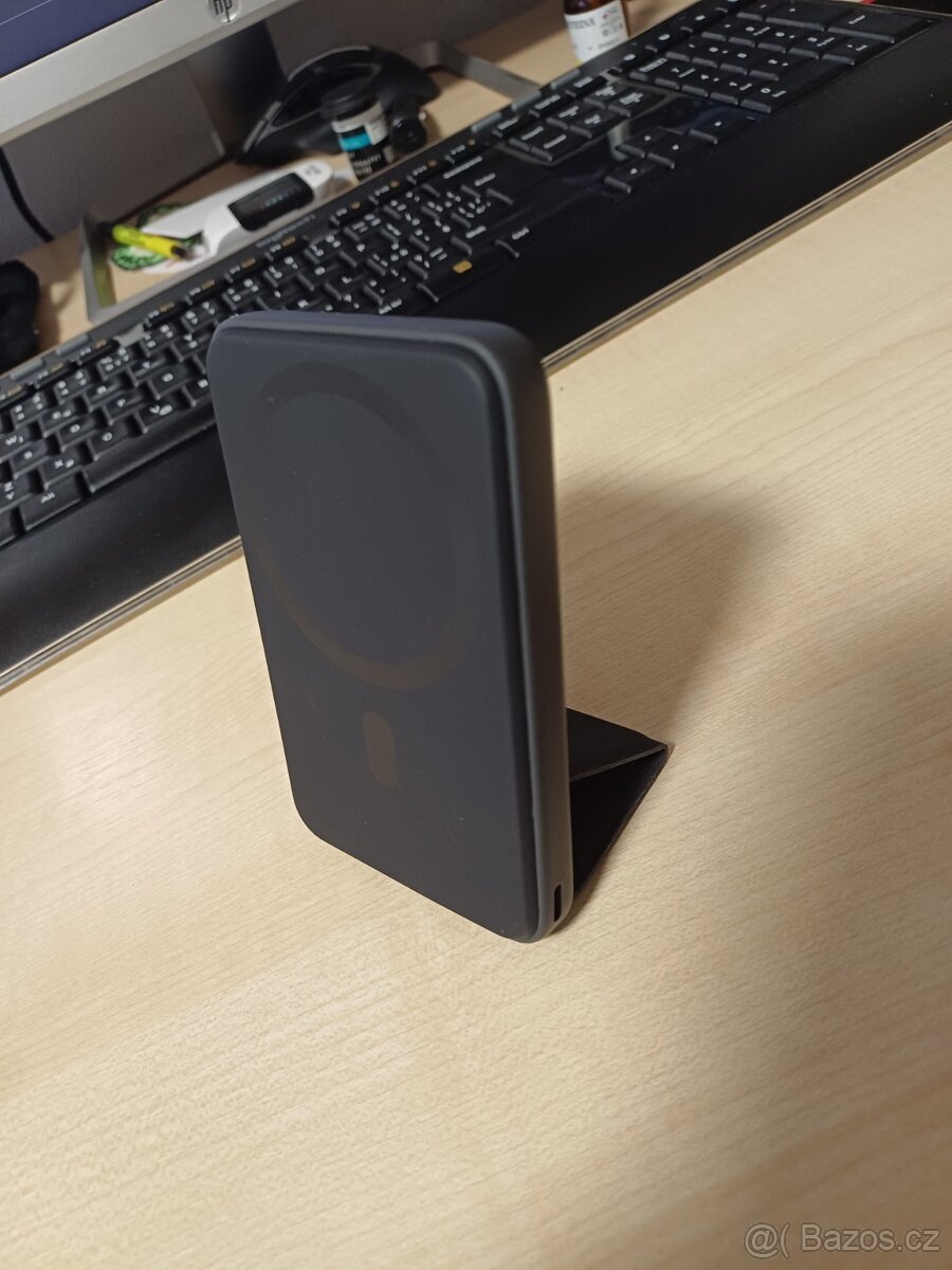Powerbank Epico Mag+ 7 000mAh, stojánek + kabel USB-C/USB-A - 3