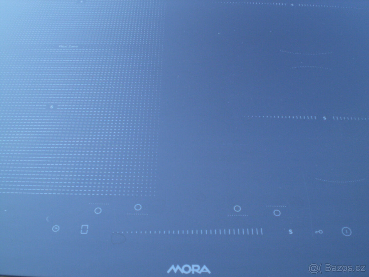 Indukční varná deska Mora VDIS653C - 3