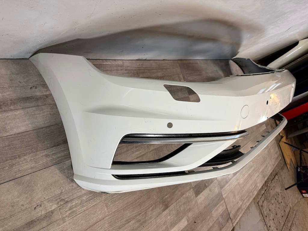 VW GOLF 7 FACELIFT 16-20 nárazník OST + 4xPDC 5G0807221FL - 3