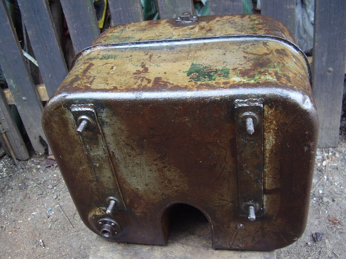 Prodám nádrž Zetor 15 - 3