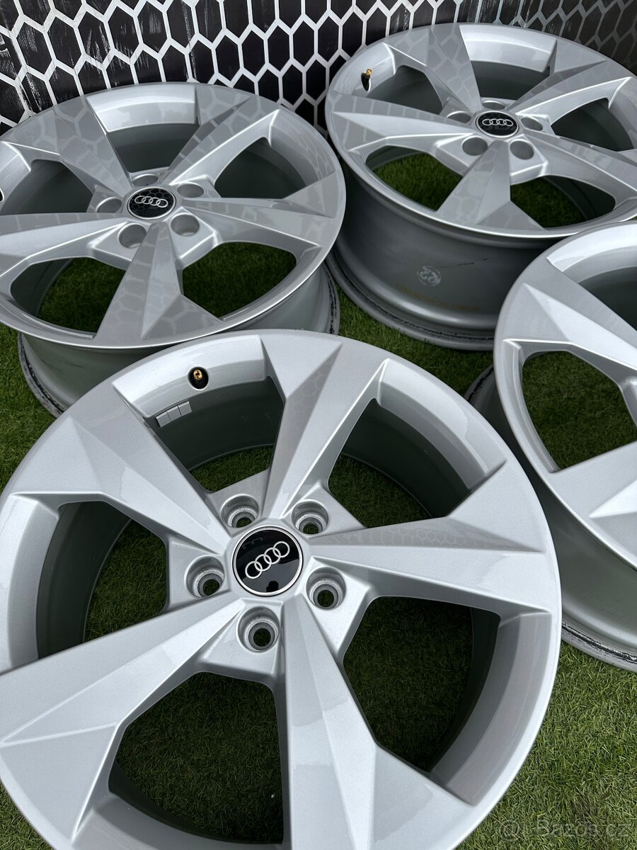 Audi A3 - ORIGINÁLNÍ SADA DISKŮ 18 - 3