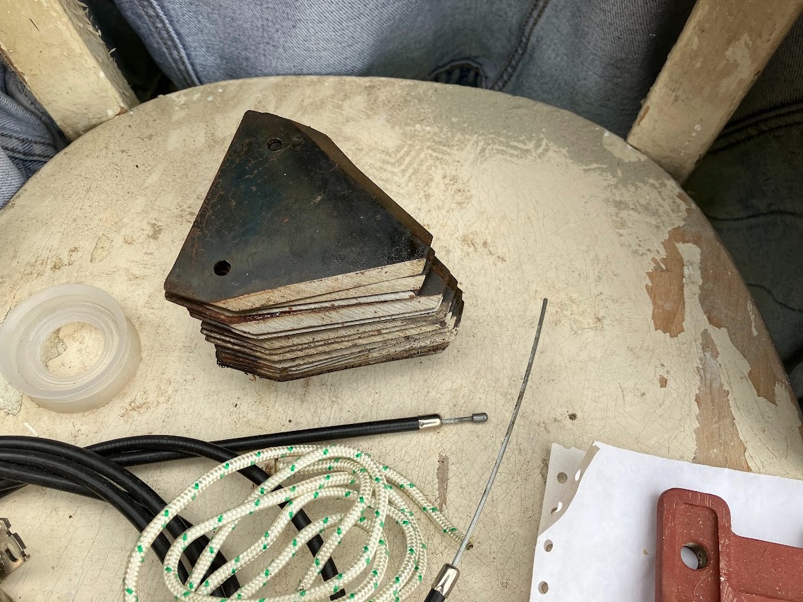 sekačka mf 70 - díly - 3