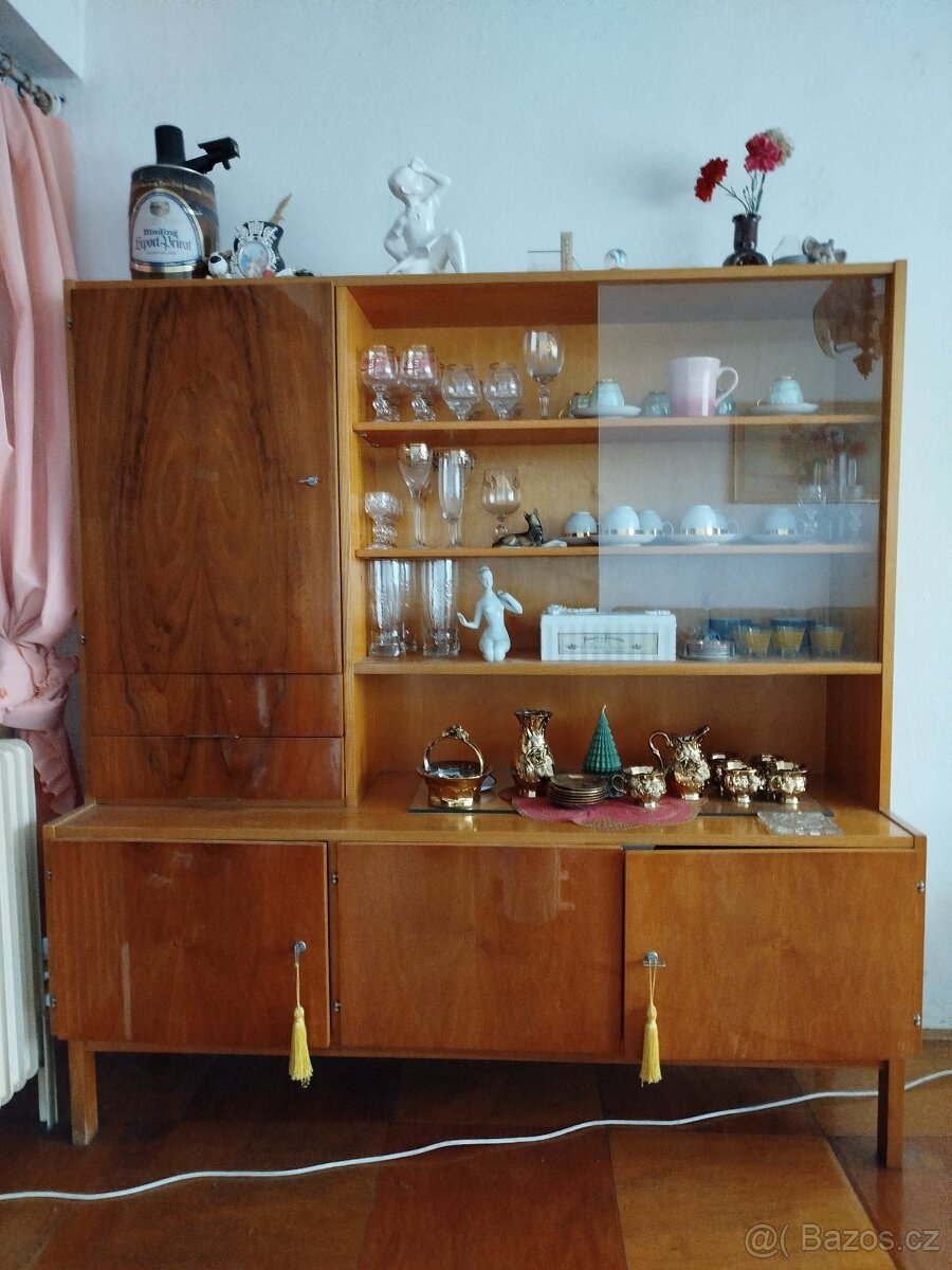 Díly obývací stěny - 3