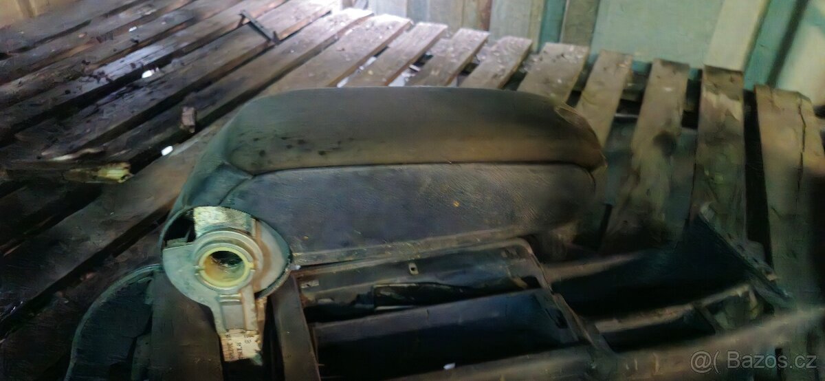 Loketni operka audi A6 4B C5 - 3