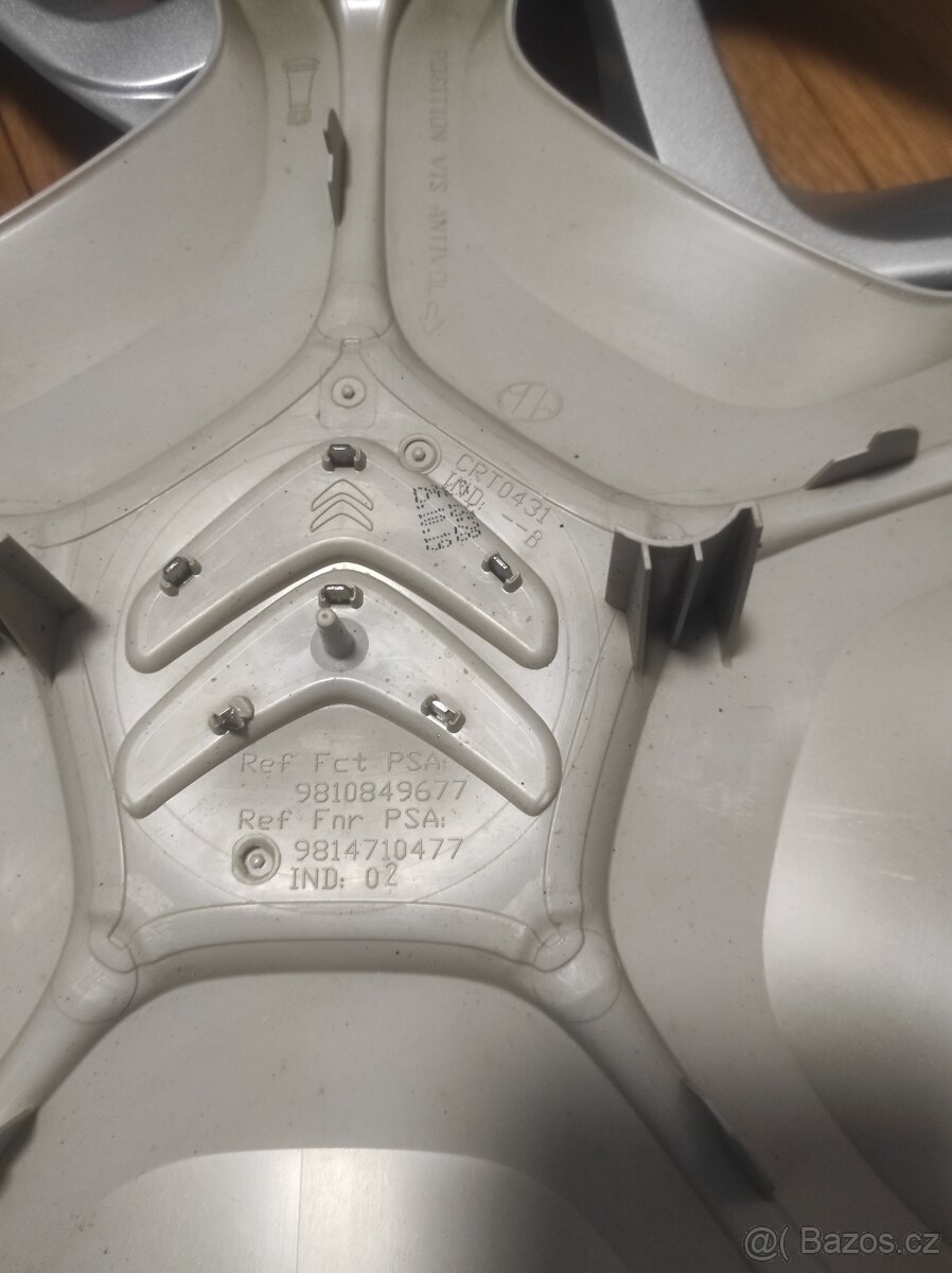 Sada 4 kusů poklic Citroën (17") - 3