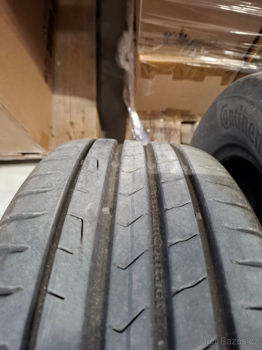 Continental Premium Contact 7 205/55 R16 - 3