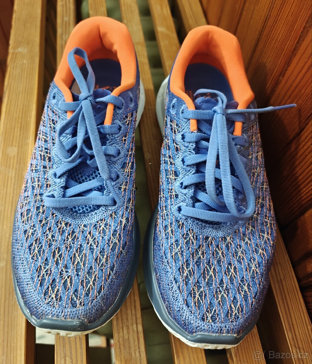 UNDER ARMOUR vel.37,5 - 3