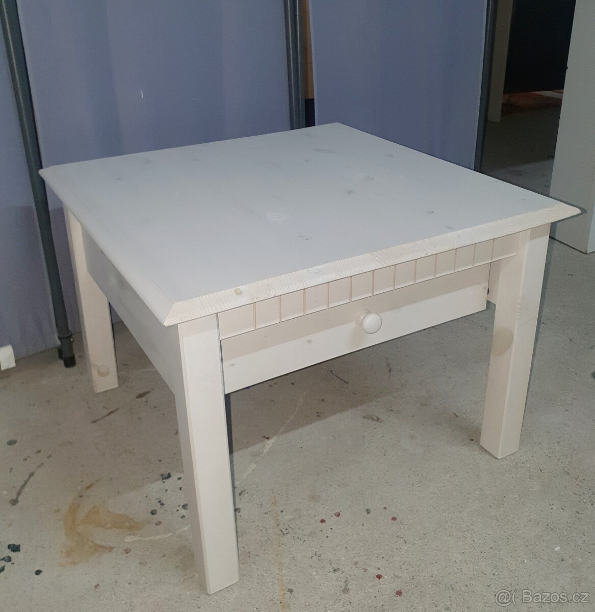 Bílý konferenční stolek - 3