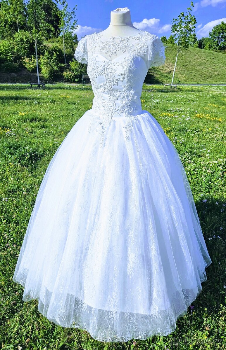 NOVÉ KRAJKOVÉ svatební šaty DANCE - 3