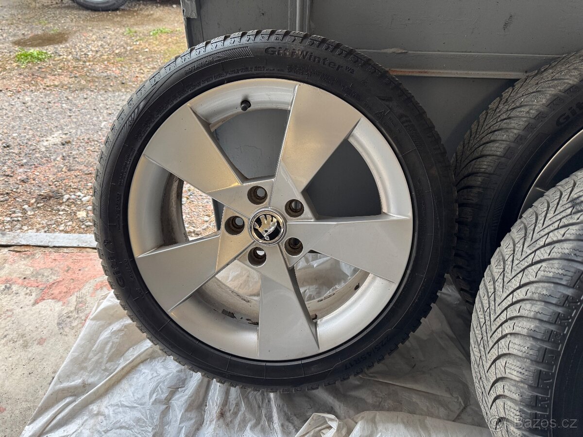 Denom R17 komplety - 3