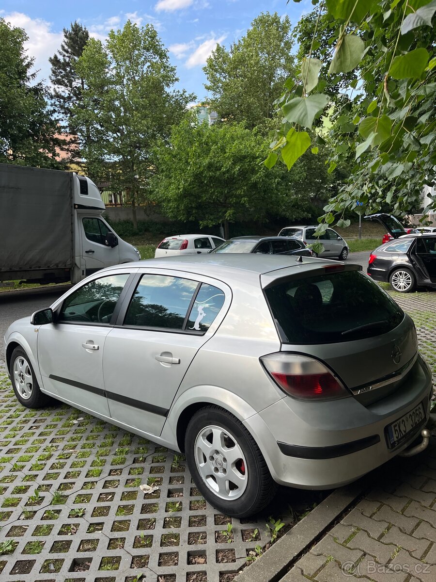 Opel Astra H - 3