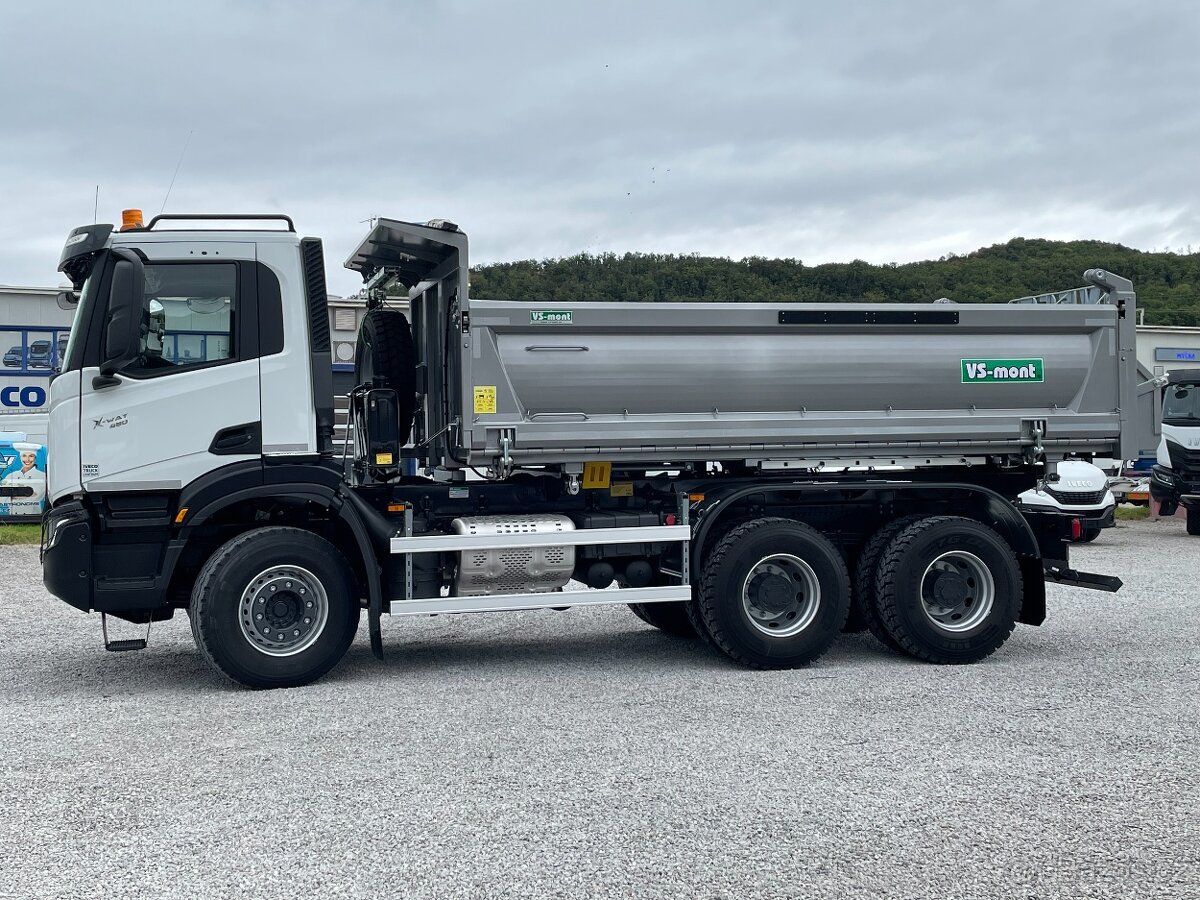 IVECO X-WAY 300X48Z 6x4 vč. sklápěcí nástavby IHNED - 3