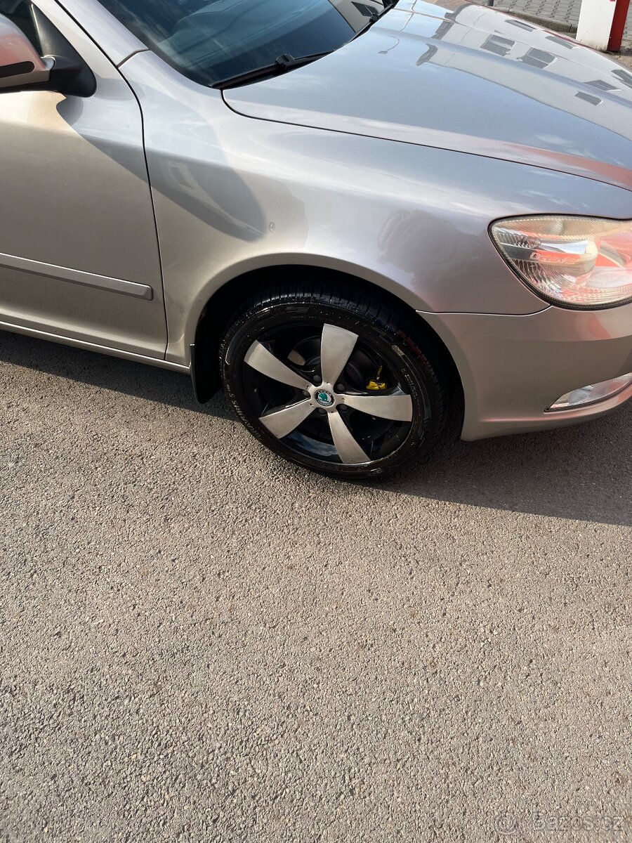 Letní pneumatiky na Alu Škoda Octavie 2 R17 rozteč 5x112 - 3