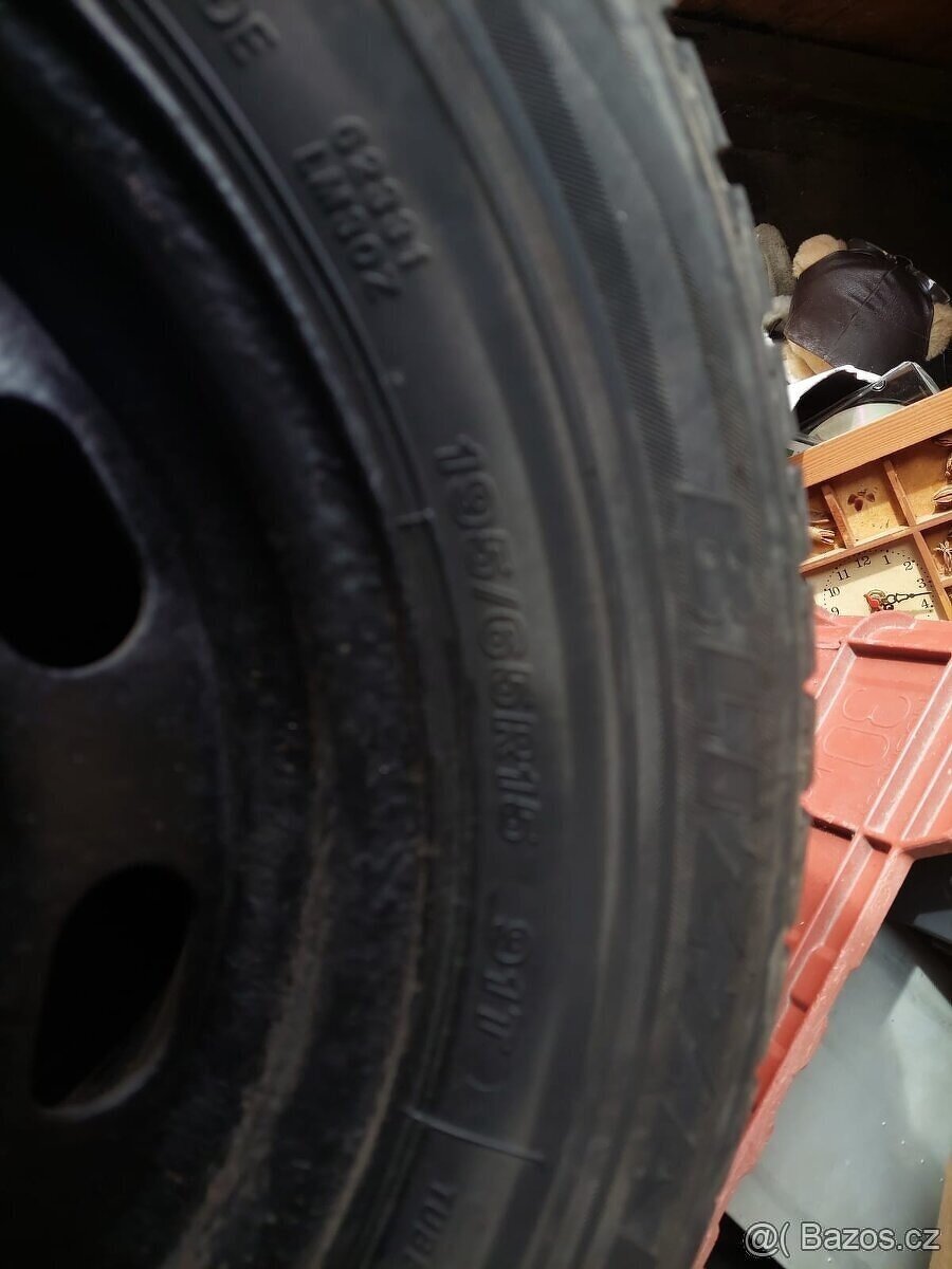 Zimni pneu Škoda Octavia rozteč 5x100 195/65 R15 - 3