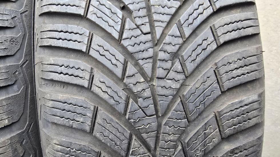 Zimní pneu 195/65/15 Continental - 3