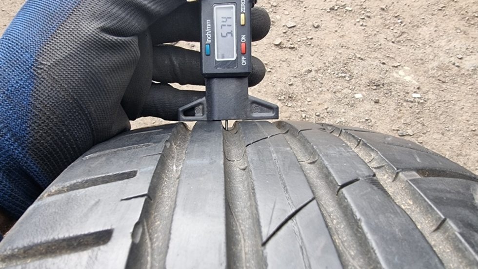 Letní pneumatika 195/50/15 Nokian - 3