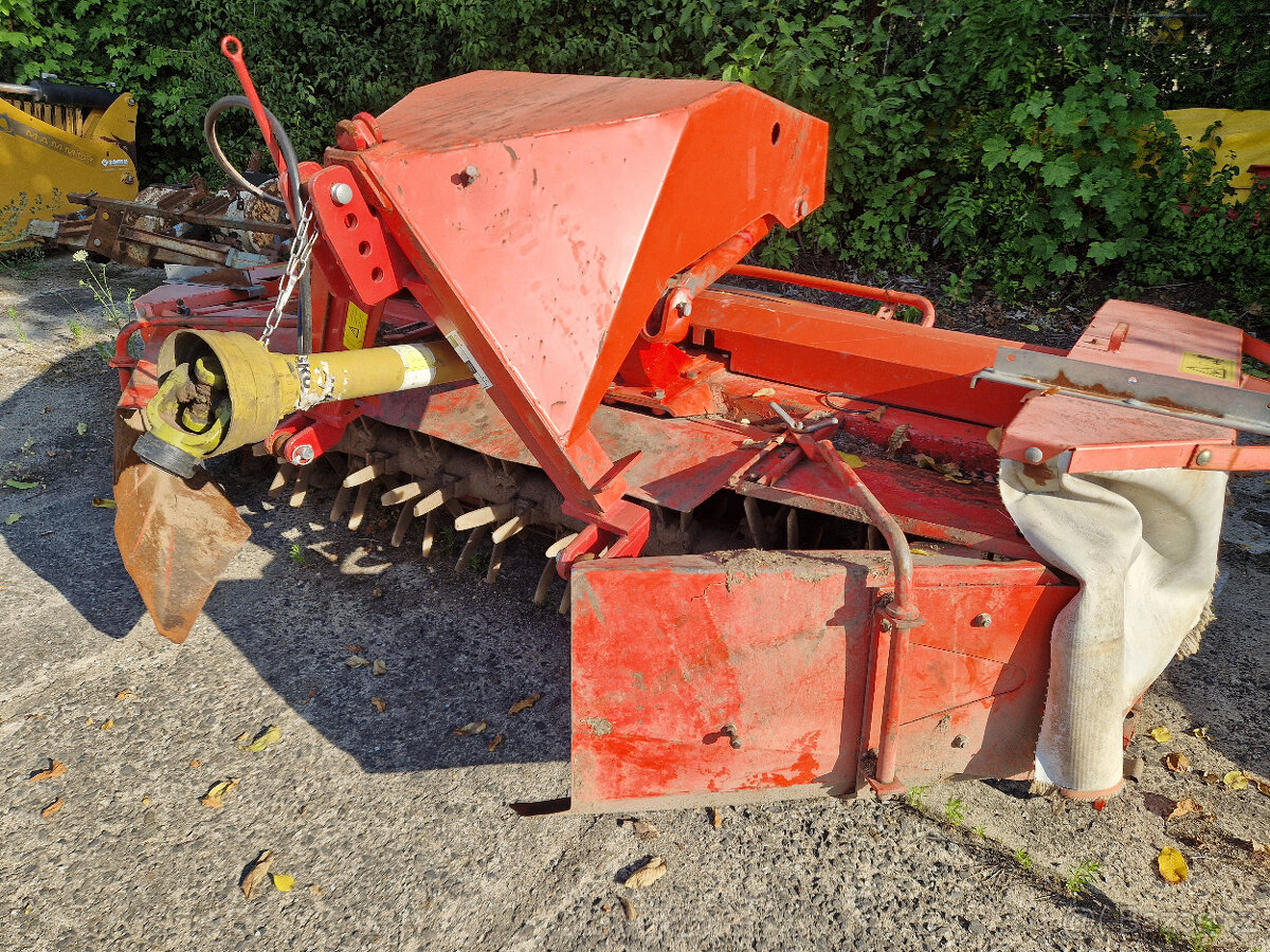 Čelní žací stroj KUHN FC280F - 3