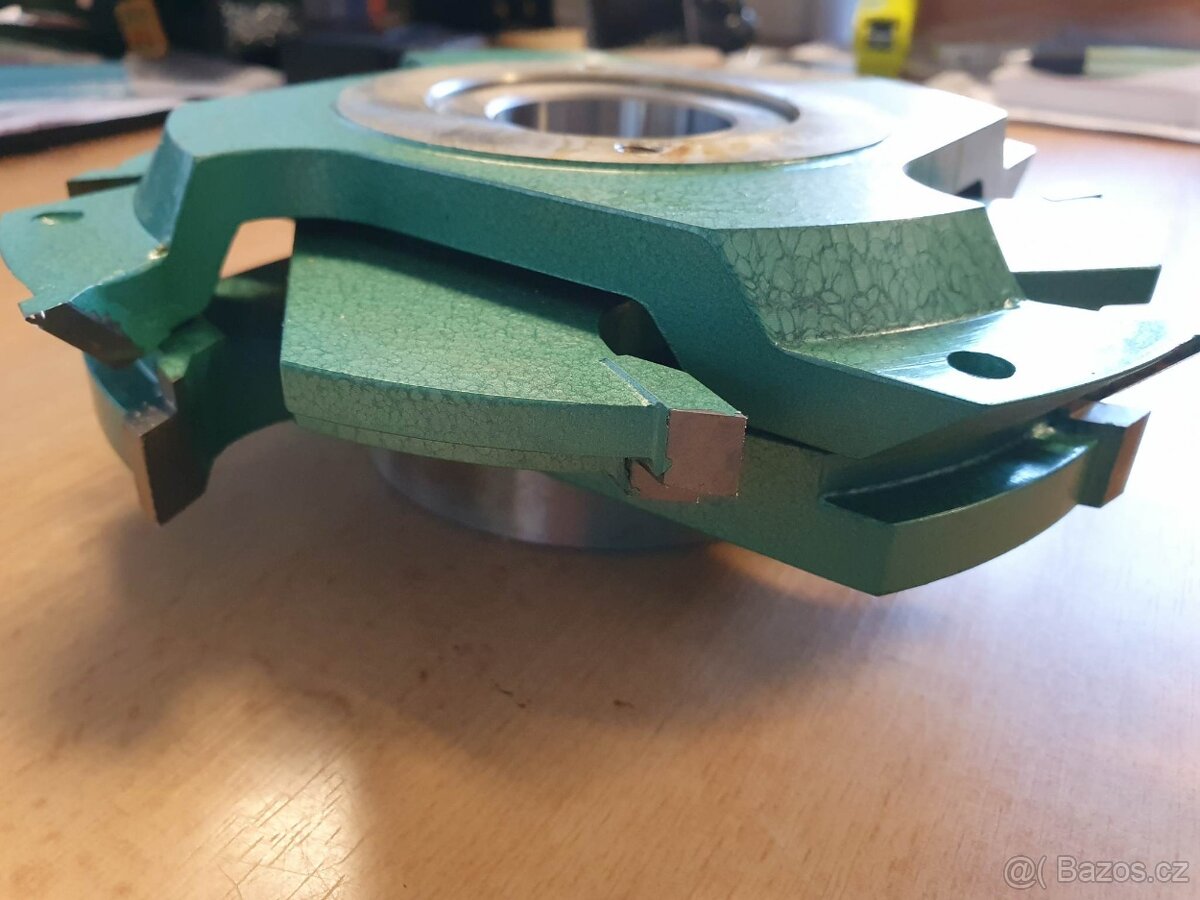 Fréza na parkety - pero - 3