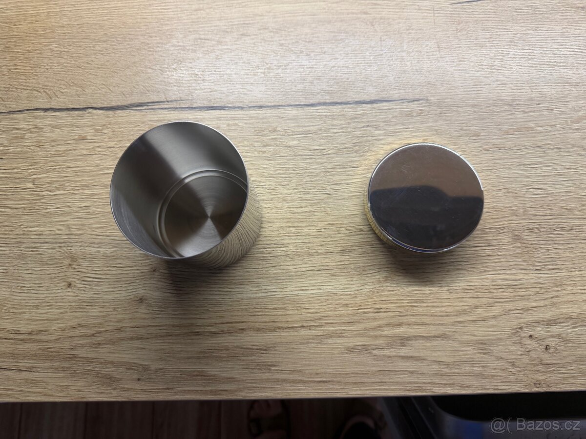 Hrníček na kávu a dóza - 3